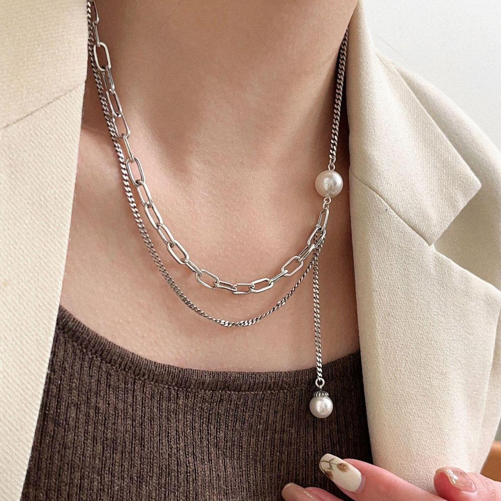 Yinruitai S925 Sterling Silver Pearl Double Layer Necklace for Women - Light Luxury Clavicle Chain, Trendy Niche Design.
