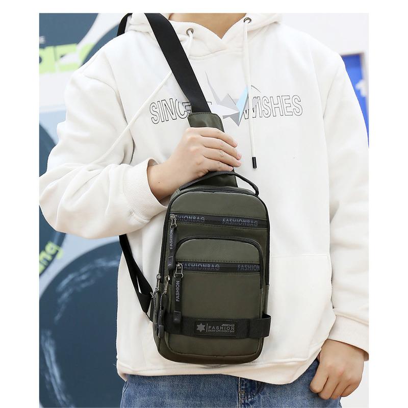 Chest Bag for Men New Large Capacity Shoulder Korean Version Travel Lightweight Nylon Crossbody Backpack