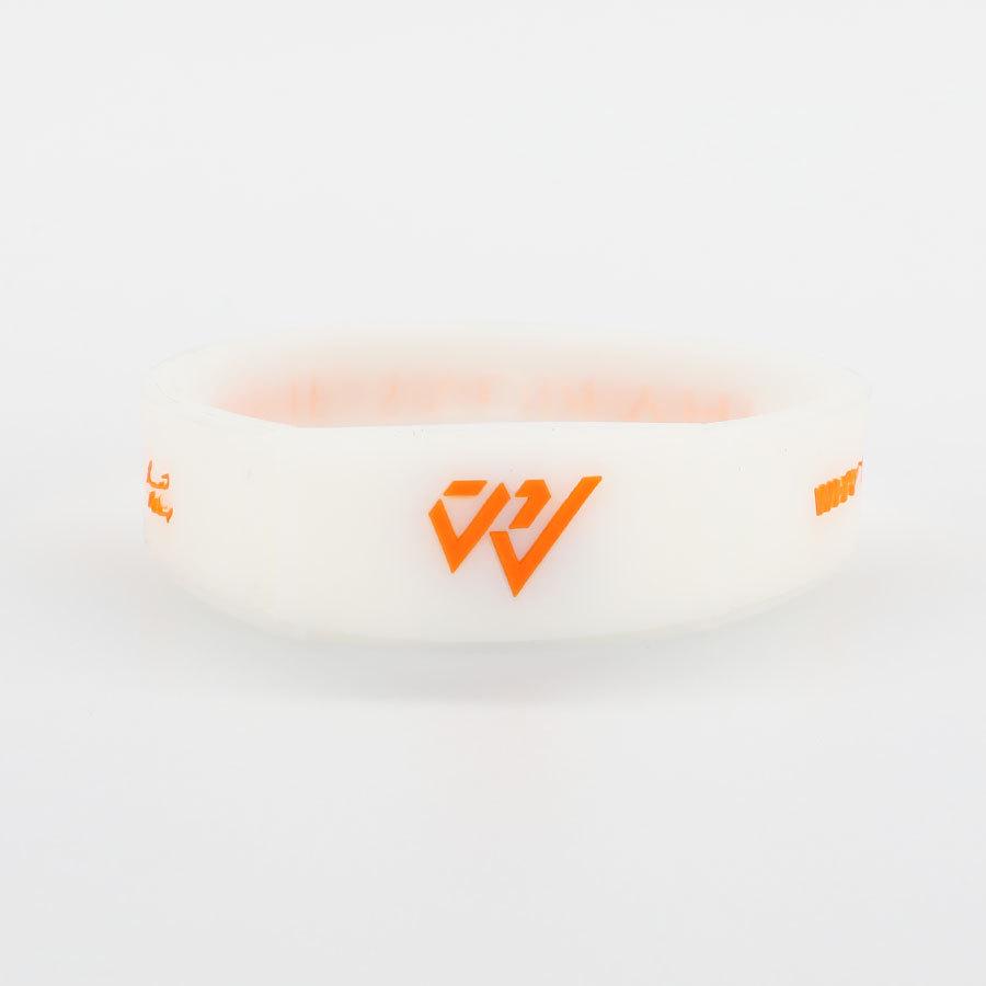 NBA Luminous Silicone Bracelet: Curry, Durant, James, Irving Edition, 20cm Snap Closure.