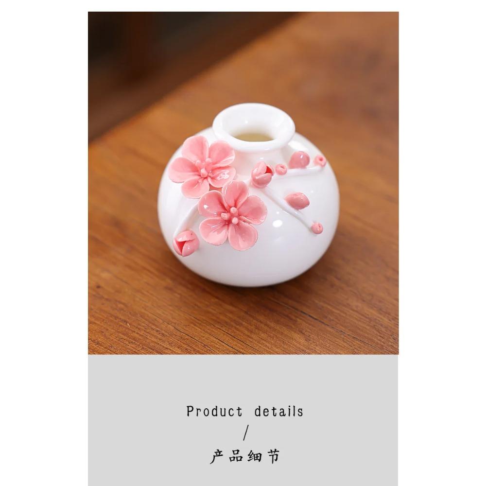 Ceramic Hand-molded Plum Blossom Vase Jadeite Porcelain Warm Transparent Decorative Fresh and Delicate Flower Vase Decorative
