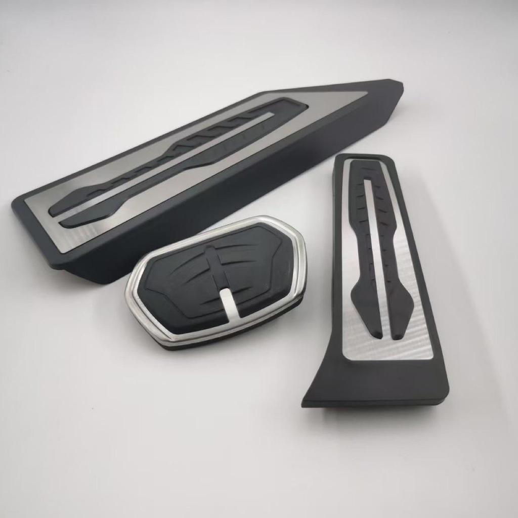 Compatible with BMW X1, 1 Series 118i/120i, 218i, and 2 Series Touring Car Accelerator and Brake Pedals.