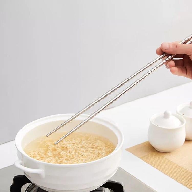 2Pairs Stainless Steel Long Chopsticks Metal Chopstick Reuse Kitchen Tool For Cooking Serving And Hot Pot Noodles