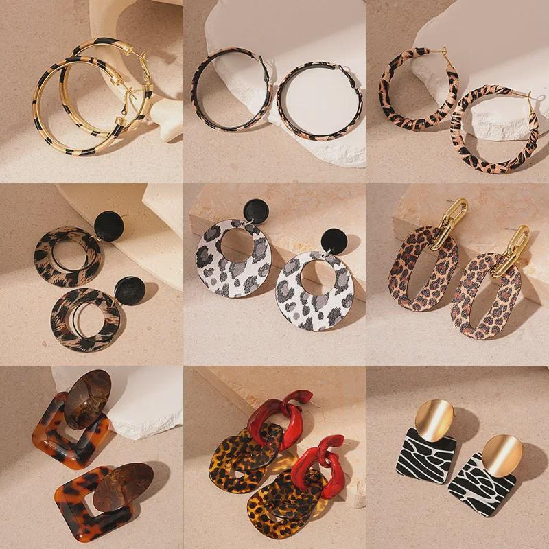 Retro Leopard Print Polka Dot Geometric Earrings - High-End Artificial Leather Design for Women