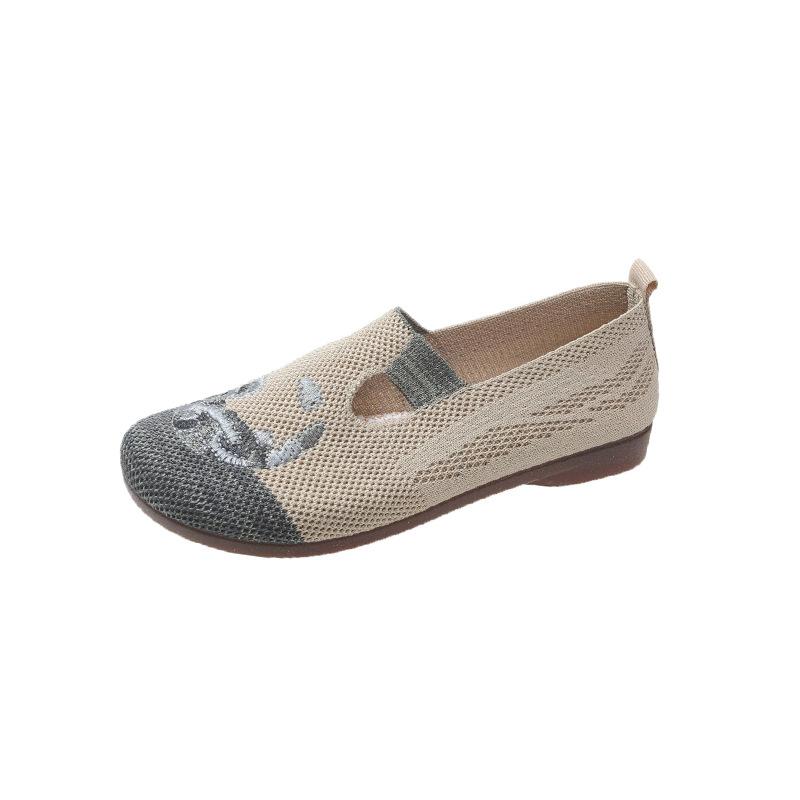 Shoes soft sole flat heel cloth shoes shallow mouth mother shoes embroidered casual shoes