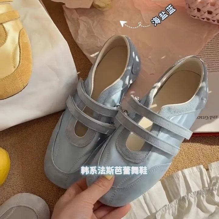 Retro word belt women's spring and summer new niche design Velcro fashion versatile Mary Jane shoes