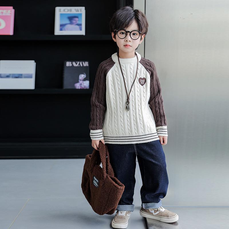 

2025 Модный вязаный шерстяной свитер для мальчиков - Осенне-зимний топ в корейском стиле для детей 130cm грязно-белый