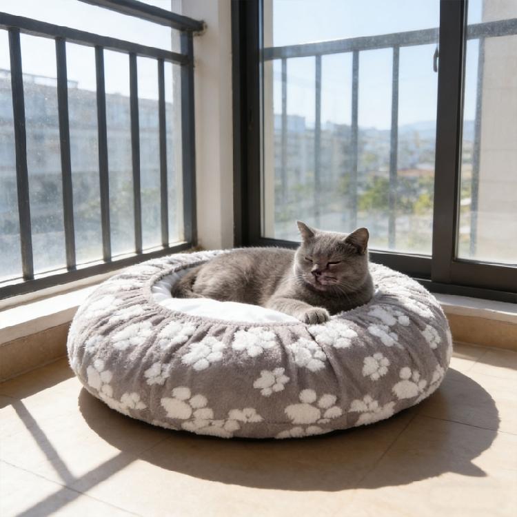 Wasserdichte runde Haustierbettdecke Abnehmbares waschbares Design für Hunde Katzen Polyester Saisonale Nutzung Bequemer Schlaf