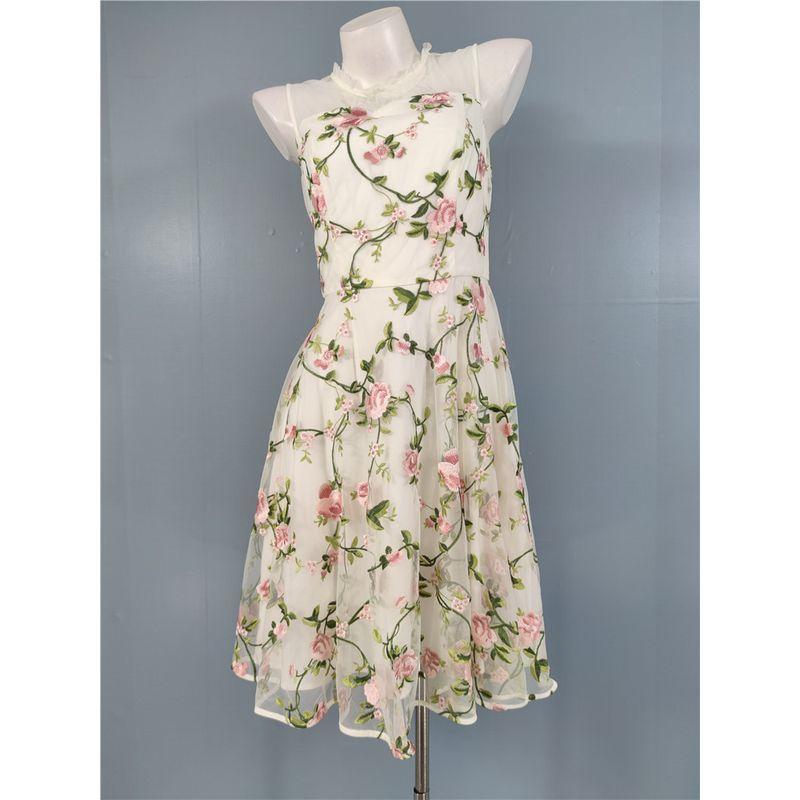 

Export Single Re s Exquisite Embroidered Mesh Patchwork Small Lace Stand-up Collar Cinched Large Swing Dress White Fairy Skirt White Embroidery 12