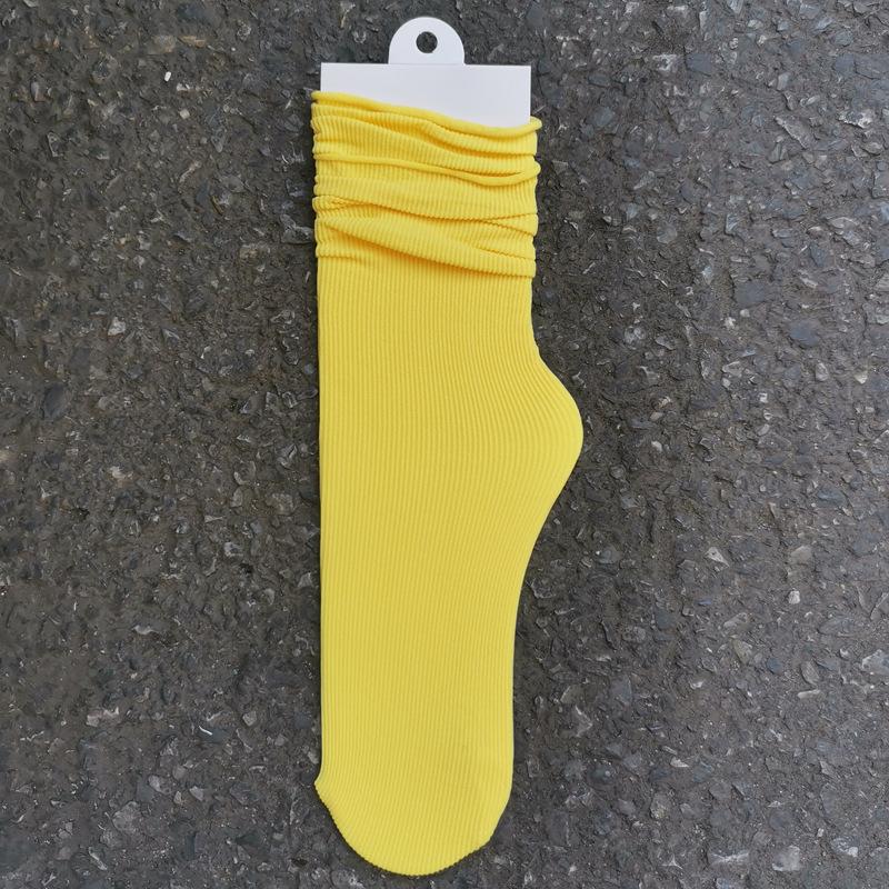 

Женские летние тонкие универсальные однотонные ретро гольфы в рубчик 1 pair жёлтый