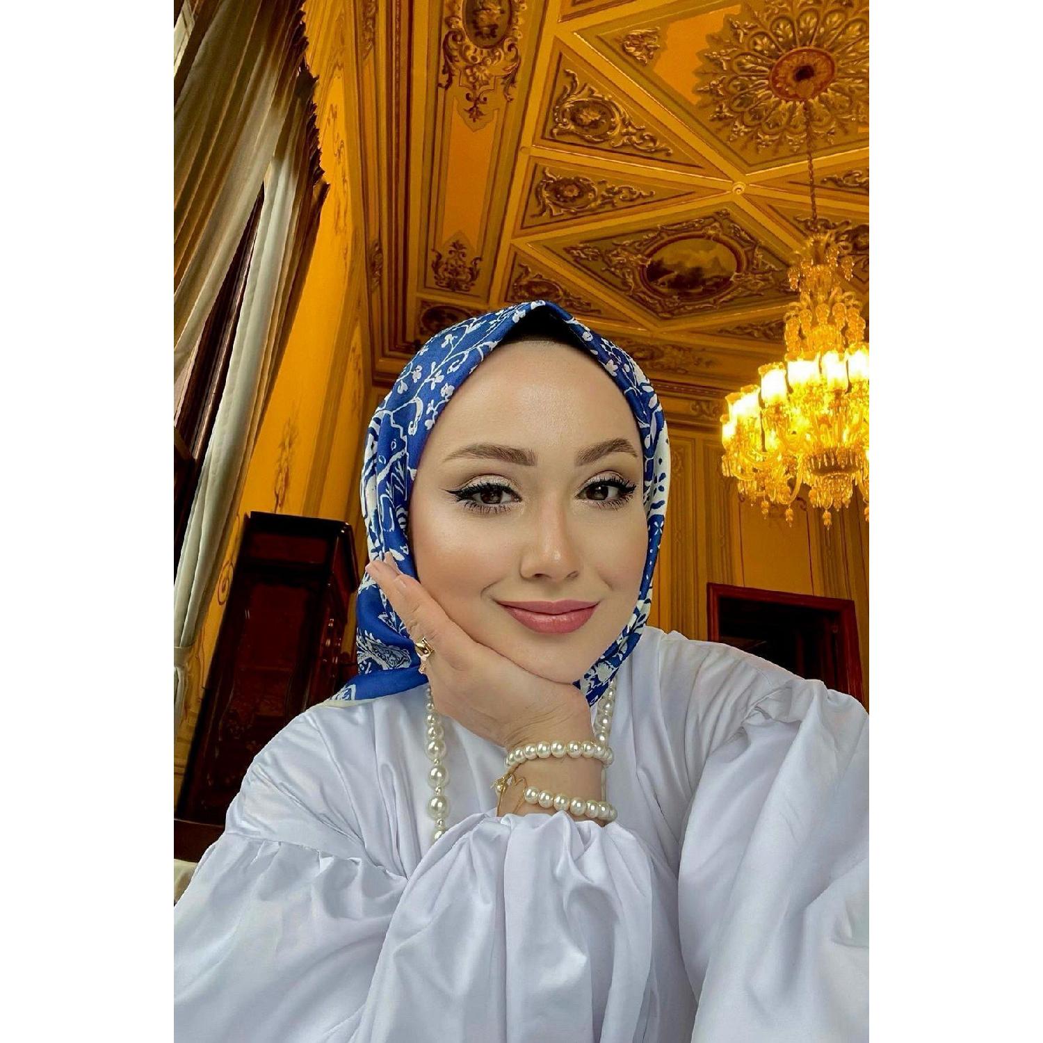 

Вибір моделі шалі Есми Зейнеп Кокун для вас 90x90