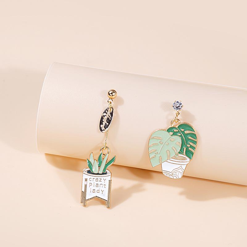 

Асимметричные серьги «Серебряная игла» в виде воздушного шара-медвежонка и радужного кролика - Милые мультяшные котята, Торт, Маргаритки и Ангелы-пусеты