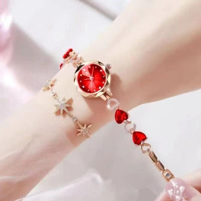 Women'S Watch With Diamonds, Light Luxury Hand Temperament, Linked List, Waterproof Lucky Four-Leaf Clover, Simple Watch, Women'S Small Red Watch