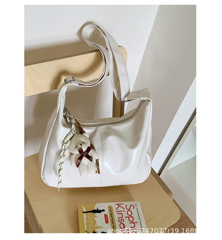2025 New Fashion Casual Commuter Women's Bag Niche Shoulder Bag Large Capacity Simple Versatile Premium Tote Bag