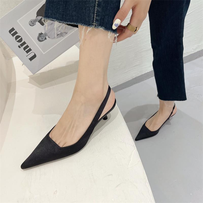 Módní špičaté dámské sandály 2024 nové letní formální boty tenké vysoké podpatky elastický pásek dámské mules