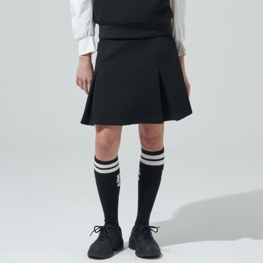 Blu Dot Volume Flare Skirt Bk 026