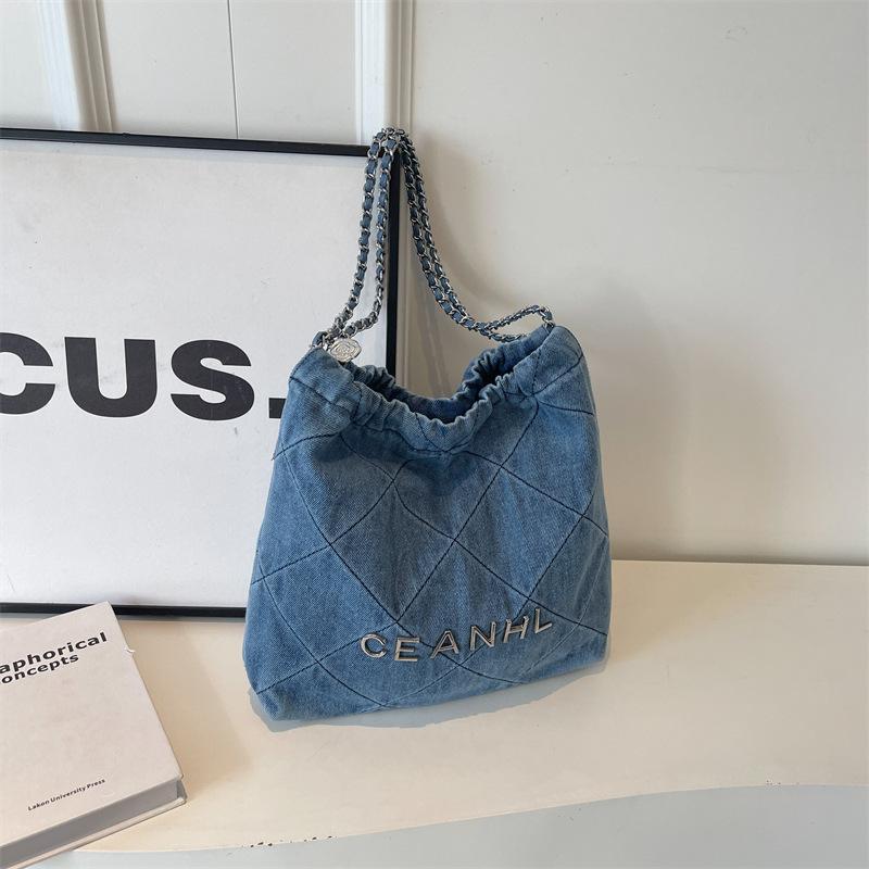 

Сумка-тоут женская 2024 новая большая сумка для поездок на работу весна-лето универсальная повседневная сумка через плечо студенческая сумка для занятий синий