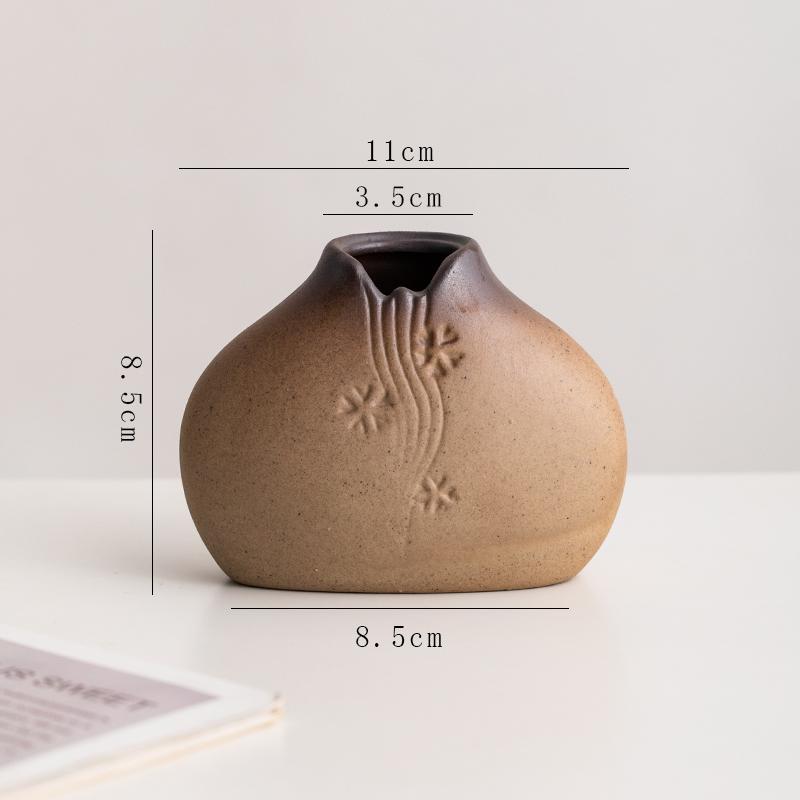 Retro Ceramic Vase for Dry Flowers & Green Plants - Living Room & Study Decor
