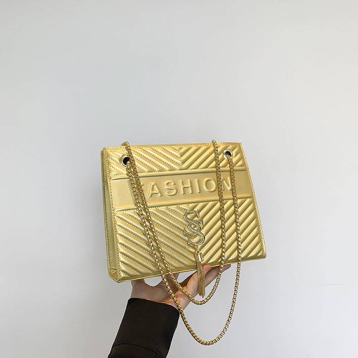 Summer Beautiful One-shoulder Crossbody Bag Personality Beautiful Chain Bag Women's Large Capacity New Fashionable Small Square Bag