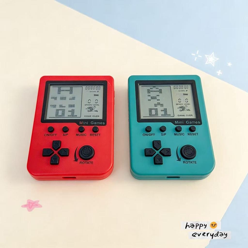 Classic 3.5-inch Russian Square Retro Game Console for Kids - Educational and Nostalgic.