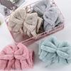 2Pcs Coral Fleece Towels Hand-Wiping Towels Bathroom Kitchen Use Hanging Towel Set 33cm x 33cm Peach