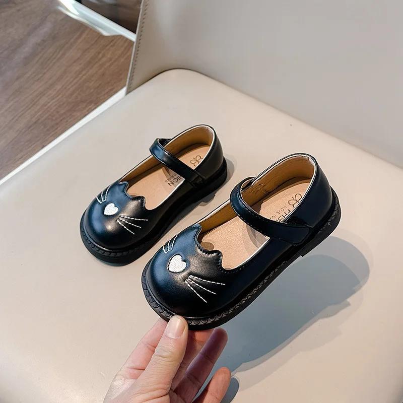 

New Little Girl Leather Shoes Cute Cat Embroidered Children s Flats Fashion Soft Spring Autumn Kids Causal Princess Shoes 26