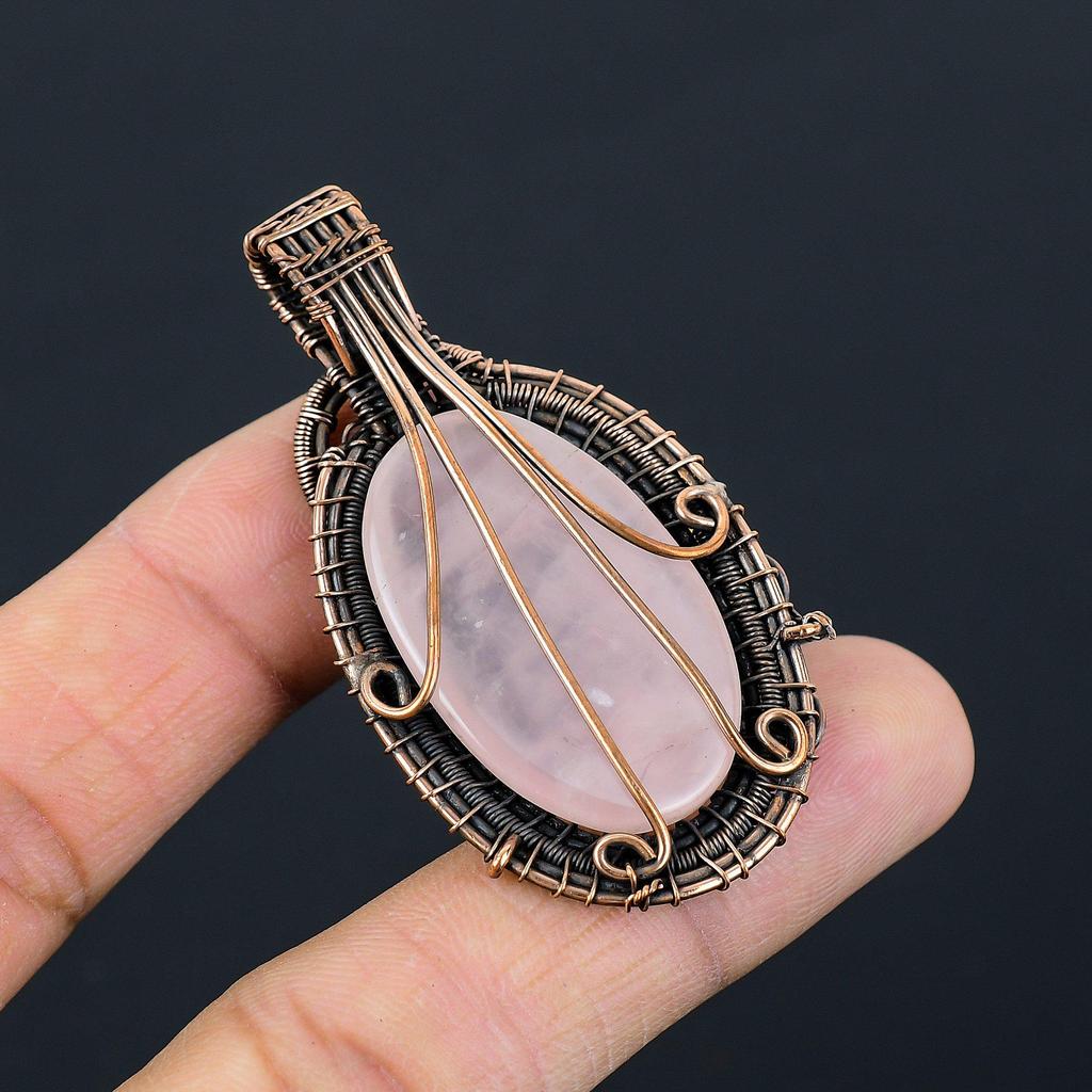 Πανέμορφο ροζ χαλαζία πολύτιμος λίθος από καθαρό σύρμα χαλκού τυλιγμένο χειροποίητο κρεμαστό κόσμημα