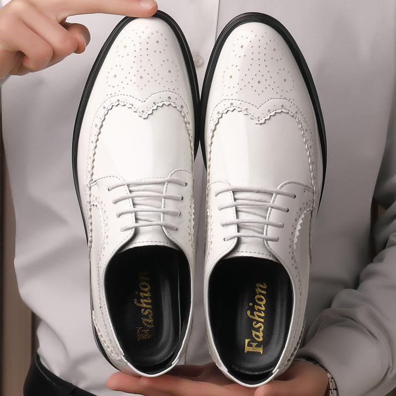 

Новые весенние и осенние модели специально разработаны для мужской обуви больших размеров, мужской обуви из кожи с гравировкой Brock, корейской версии модных туфель на шнуровке. 39 белый