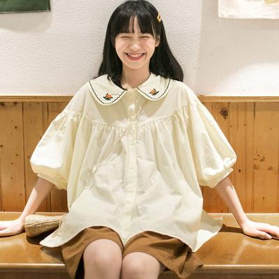 Süße japanische Damenbluse mit Puffärmeln, einfarbiges Stickmuster, Peter-Pan-Kragen, kurzärmelige Damenbluse, lockere und vielseitige Sommerbluse