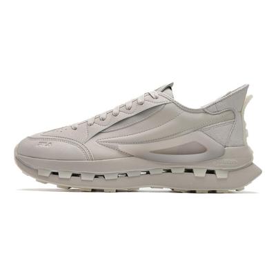 KM Fashion Sports Synthetisches Leder Stoßdämpfend Atmungsaktiv Stützend Low Top Freizeit Laufschuhe Herren Sneaker Silbergrau F12M413105FOG
