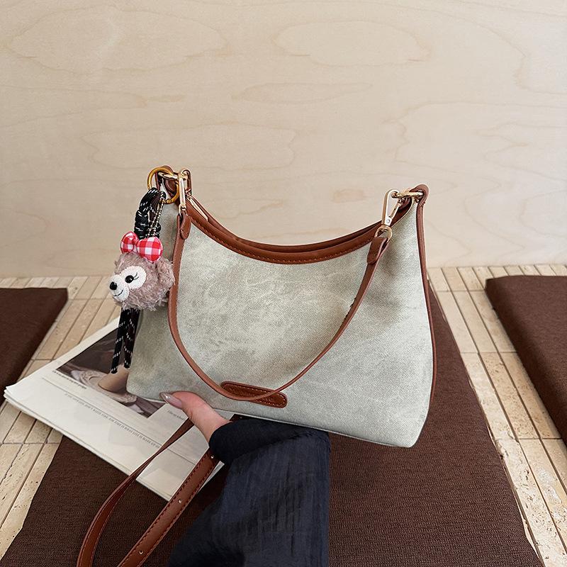 Premium Dumpling Bag Women's Autumn and Winter New Retro Casual Shoulder Bag Daily Commuter Messenger Bag