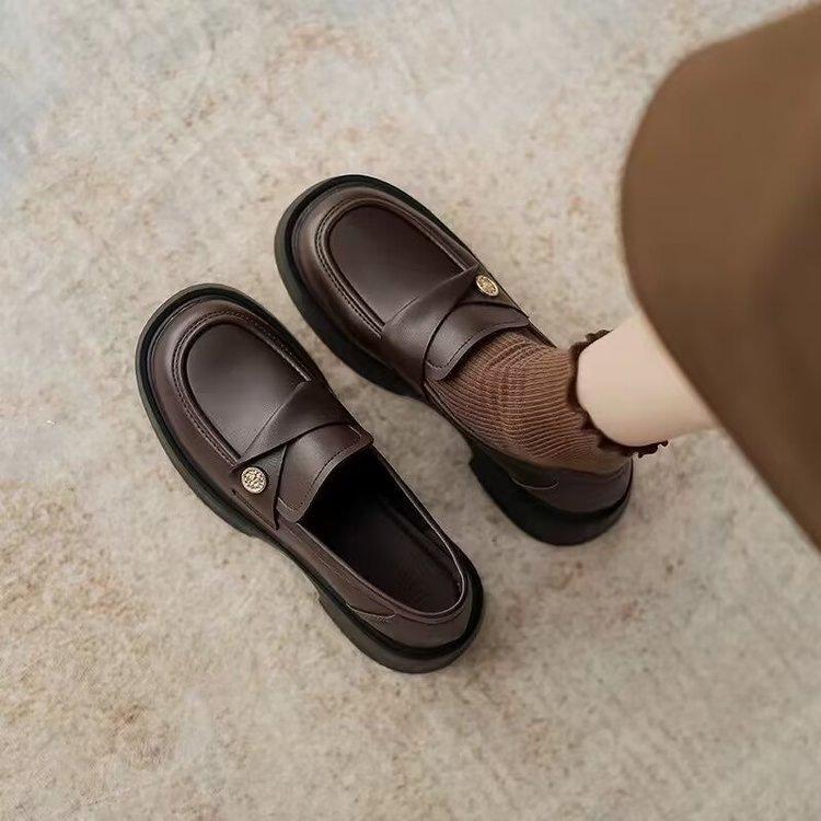 Kleine Goldmünzen neue dicke Sohle Frühling weiche Sohle dicker Absatz weiches Leder Britischer Stil kleine Lederschuhe