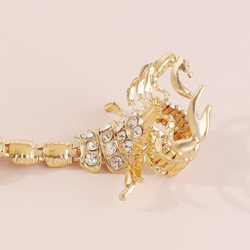 Rhinestone Scorpion Chain Ring Black Irregular Ring Personality Vintage Gold Ring  Women