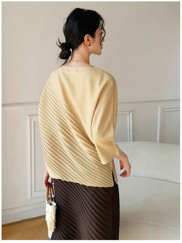 2026 Spring New Miyake High-End Irregular Pleated Plus Size Loose Casual Top