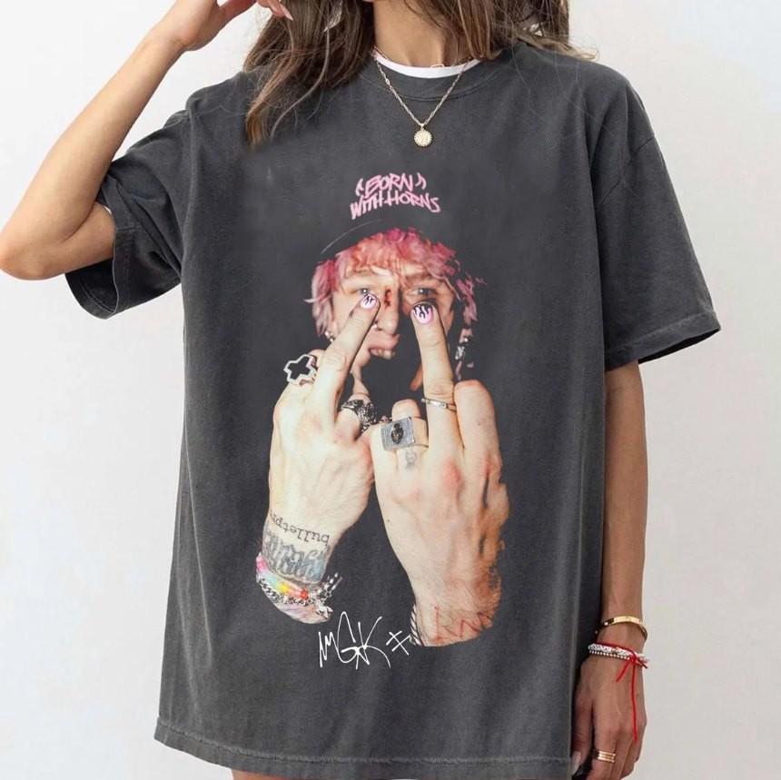 Machine Gun Kelly Middle Finger Lost American Tour 2025 Shirt