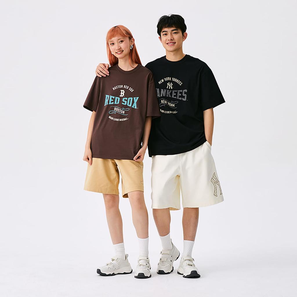 MLB Preppy Style Collection New York Yankees SS25 T Shirt Unisex Black 3ATSV0653-50BKS