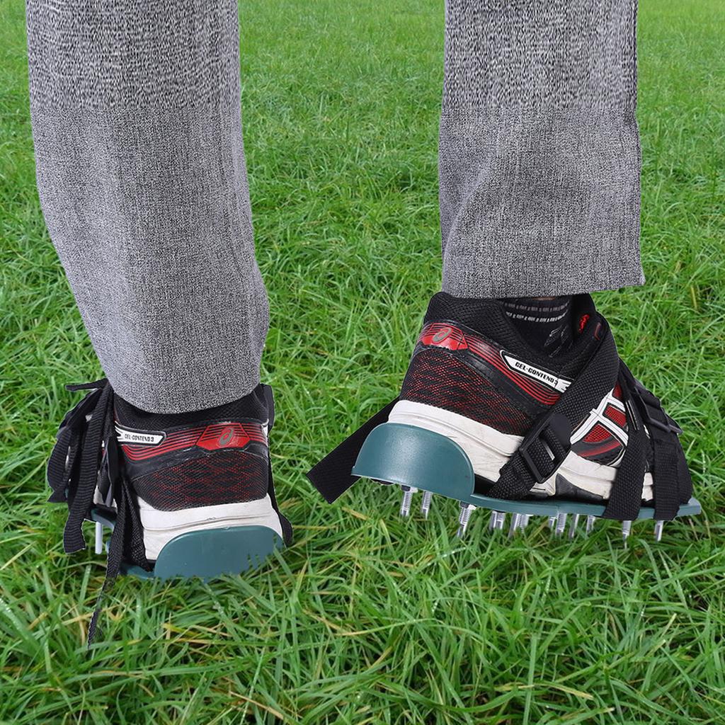 1 P  of Lawn Aerator Sandals Heavy Duty Grass Spiked Shoes with Buckle Garden Tool (4 Straps)