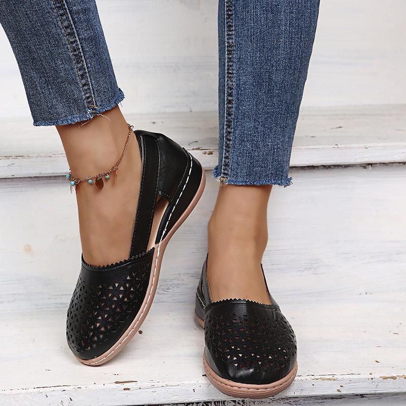 Summer Large Size Casual Sandals Women's Wedge Heel Hollow Solid Color Single Shoes Low Heel Sandals Women