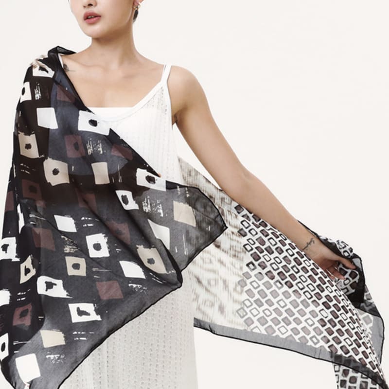 ONSZ multi-pattern long scarf