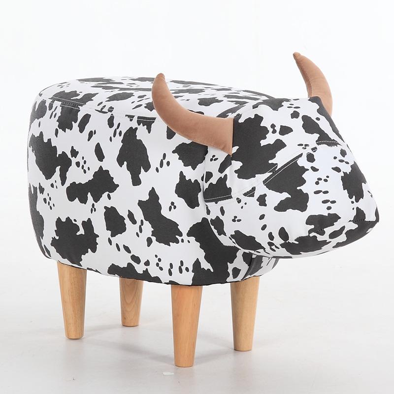 Cute Suede Cow Leg Stool: Solid Wood Footstool for Shoe Stores and Malls
