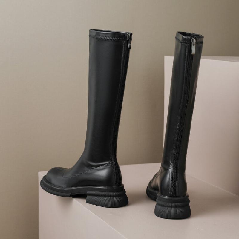 Autumn and Winter Solid Color Round Head High Boots Women's Medium Heel Large Size Women's Shoes Platform Non-slip Martin Boots Square Heel Comfortabl