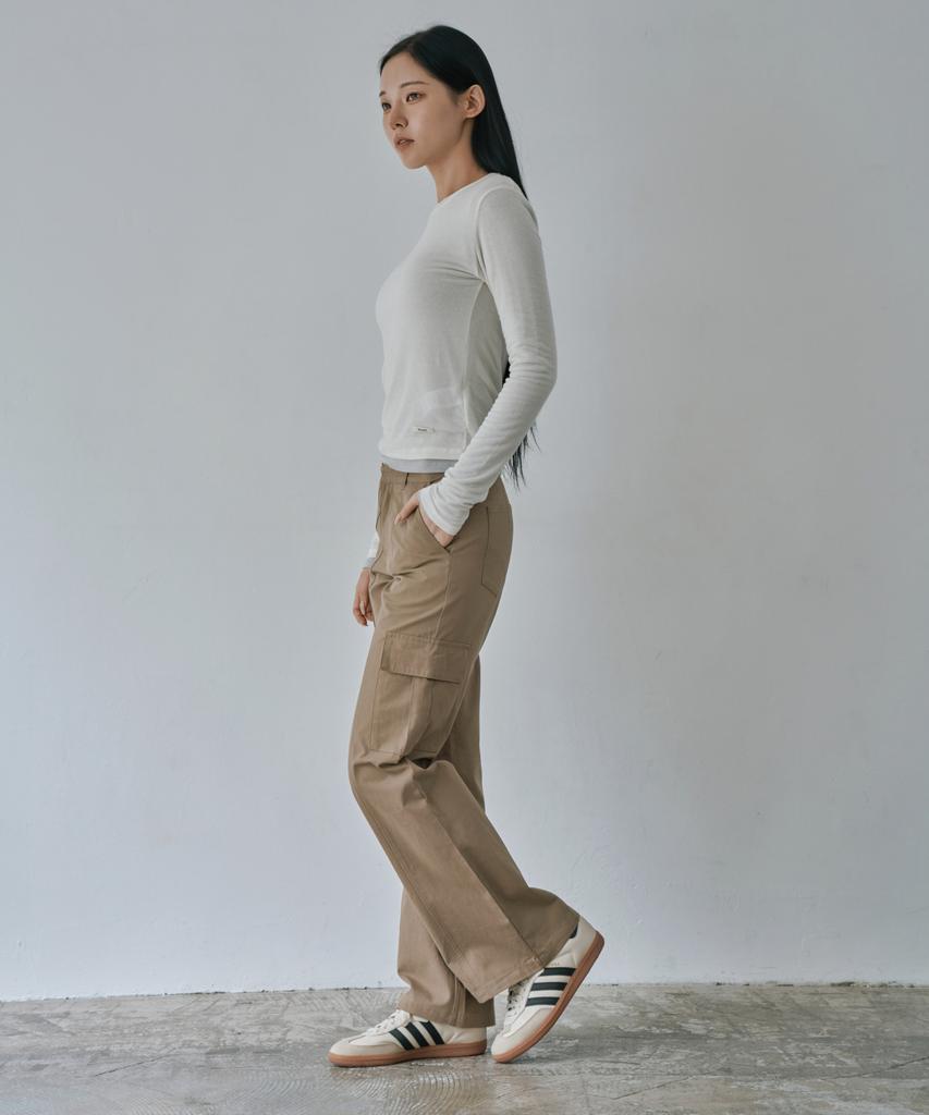 WAARFORWOMAN W1156 Cutout Straight Cargo Pants_Beige