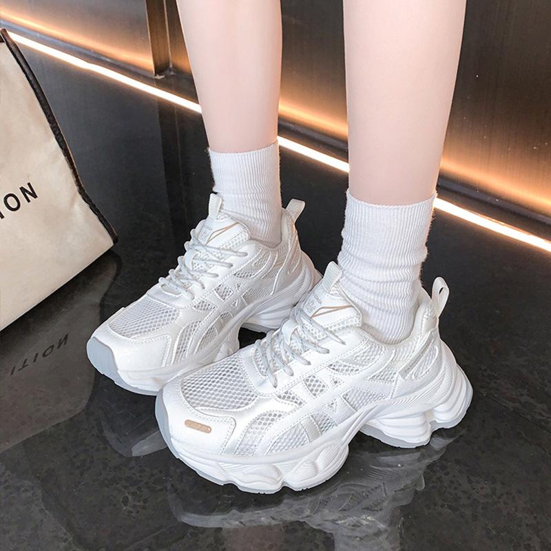 Korean Version of Versatile Platform Dad Shoes 2025 New Soft Leather Single Net Breathable Women's Inner Height-increasing Sports and Leisure Shoes