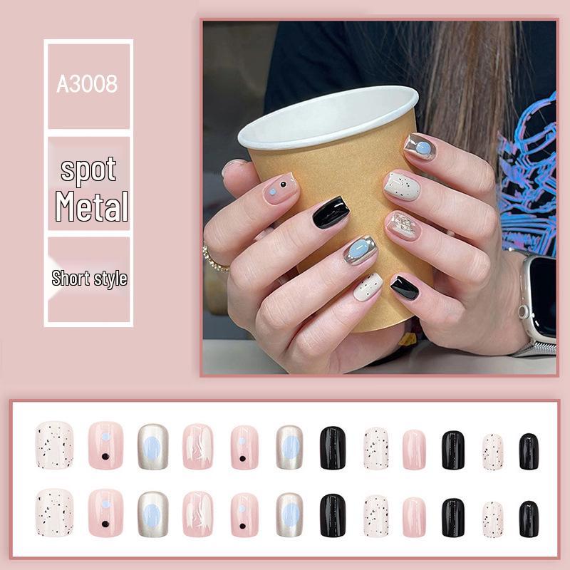 

Graffiti Wearable Metallic Nail Art Stickers in Cool, Sweet Designs - One Size False Nails