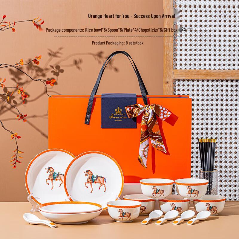 

Minimalist Ceramic Dinnerware Set