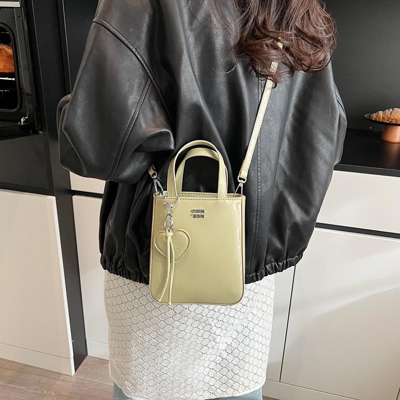 Chaonan Style Women's Shiny Red Crossbody Handbag - High-End Fashion Travel Bag