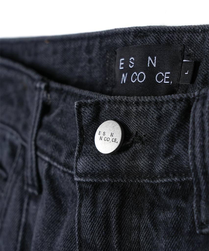 ESN Washed Single-Pleat Tapered Denim Black