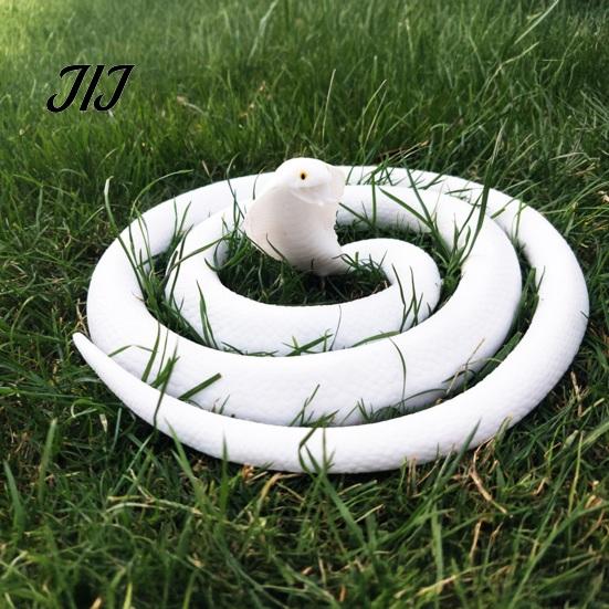 Film Television Props Realistic Fake Snake Toy, Soft TPR Cobra-Style Prank Prop for Halloween Party, Educational Biology Teaching Aid Bendable