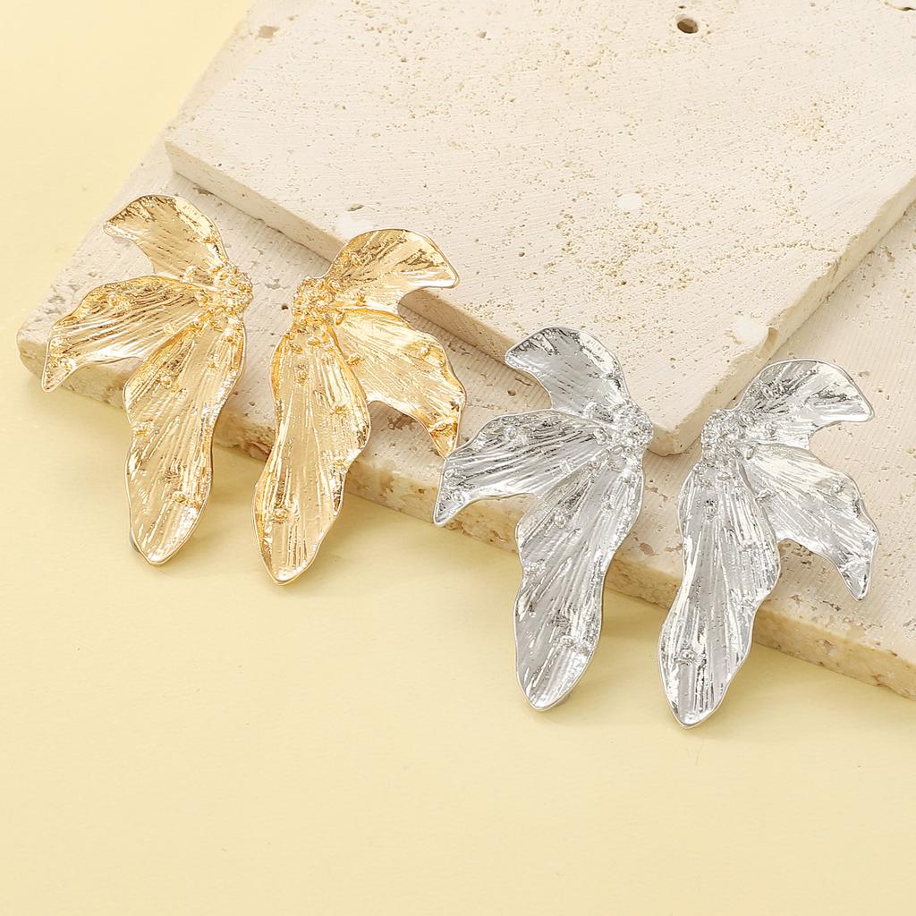 European and American Cold Wind Alloy Design Earrings Women's Retro Leaf Earrings Cross-border Jewelry Fashion Earrings Women