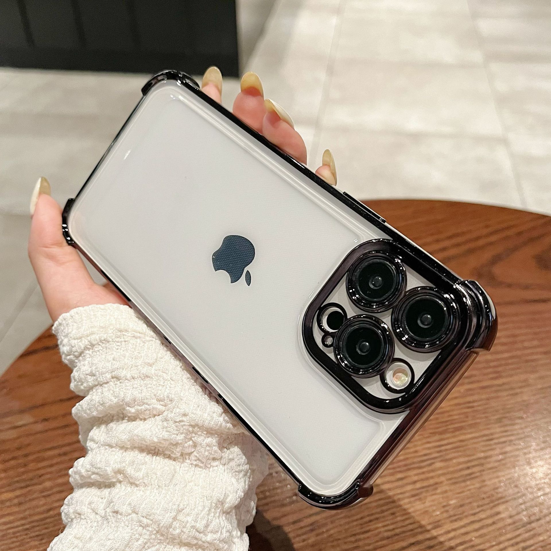 

Утолщенные четыре угла, противоударный Подходит для Apple 15 14 Защитная крышка 16 Гальванизированный ТПУ Мягкий чехол iPhone 13 Чехол для мобильного телефона Apple 16PROMAX