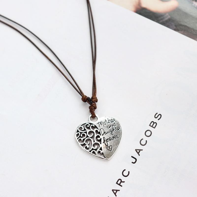 Retro Small Fresh Mori Minimalist Necklace, Ethnic Style Antler Pendant, Couple Versatile Long Sweater Chain Accessories